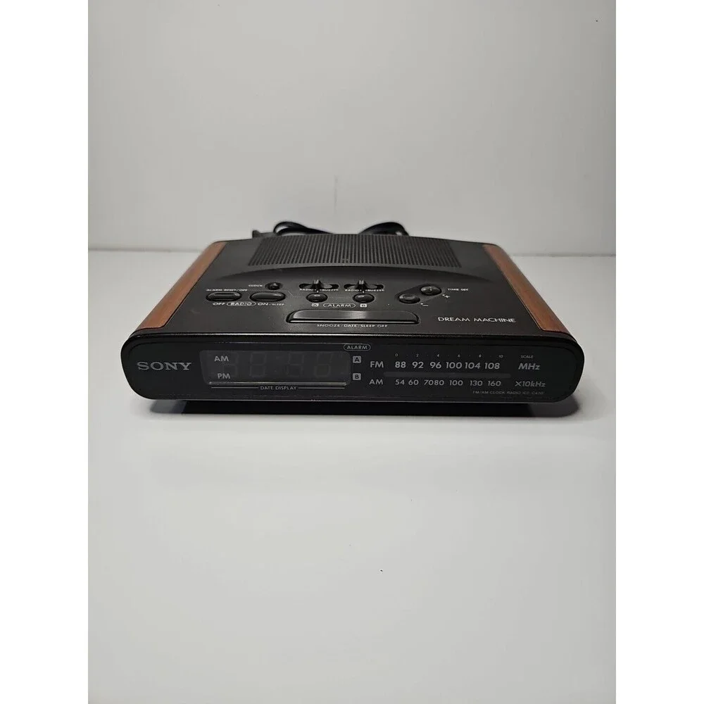 Sony Dream Machine ICF-C430 Vintage Wood Grain Dual Alarm AM/FM Clock Radio Work